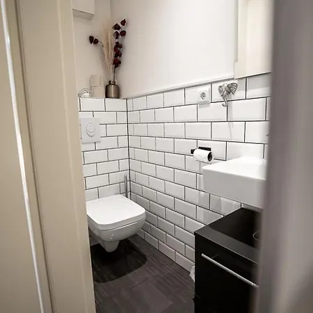 Hébergement de vacances Boxi Jungle House - Unique In Friedrichshain - 3br *