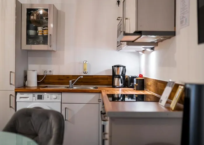 Boxi Jungle House - Unique In Friedrichshain - 3br