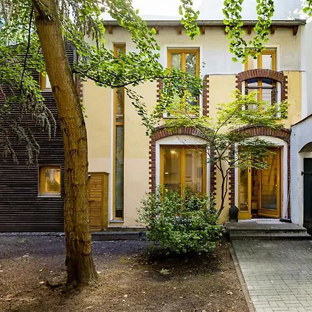 Vakantiehuis Boxi Jungle House - Unique In Friedrichshain - 3br