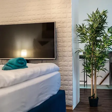 Dom wakacyjny Boxi Jungle House - Unique In Friedrichshain - 3br *