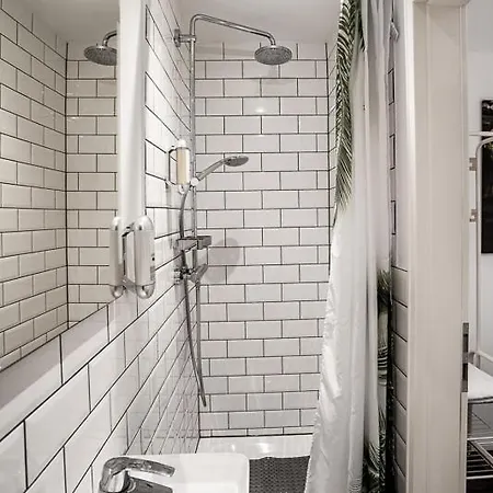 Boxi Jungle House - Unique In Friedrichshain - 3br Ferienhaus *