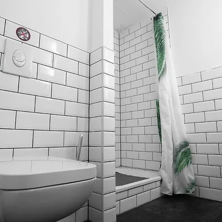 Boxi Jungle House - Unique In Friedrichshain - 3br