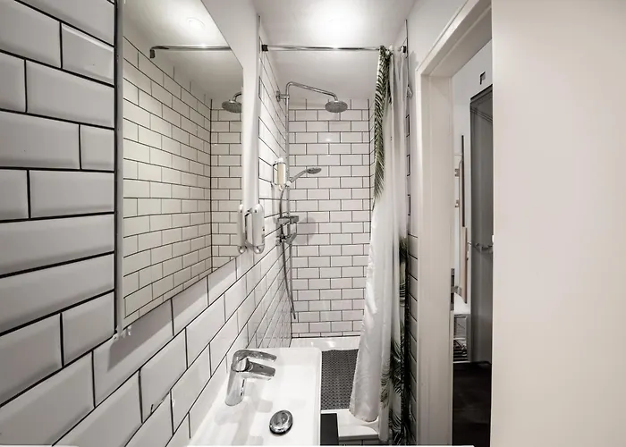 Boxi Jungle House - Unique In Friedrichshain - 3br