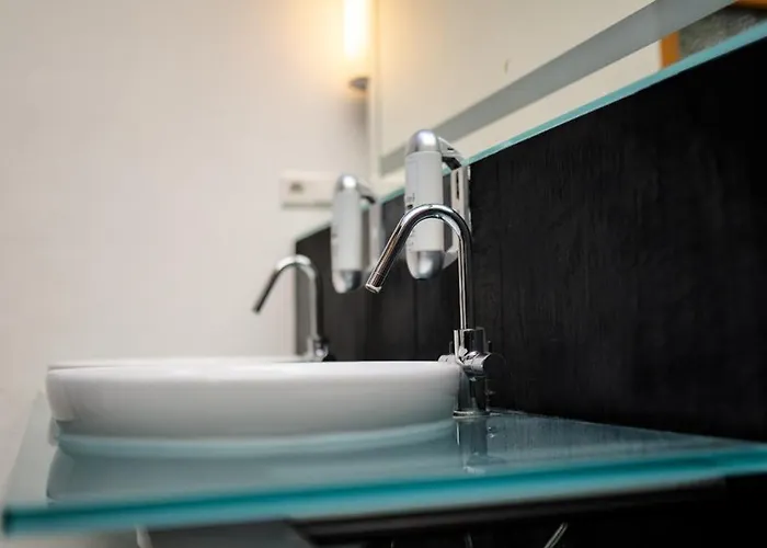 Boxi Jungle House - Unique In Friedrichshain - 3br ברלין