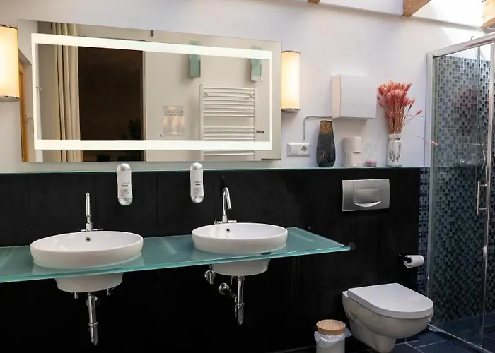 Boxi Jungle House - Unique In Friedrichshain - 3br בית נופש ברלין