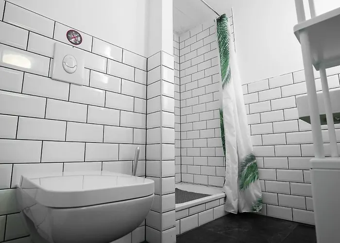 Boxi Jungle House - Unique In Friedrichshain - 3br