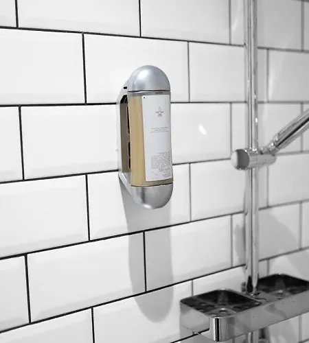 Boxi Jungle House - Unique In Friedrichshain - 3br Berlín